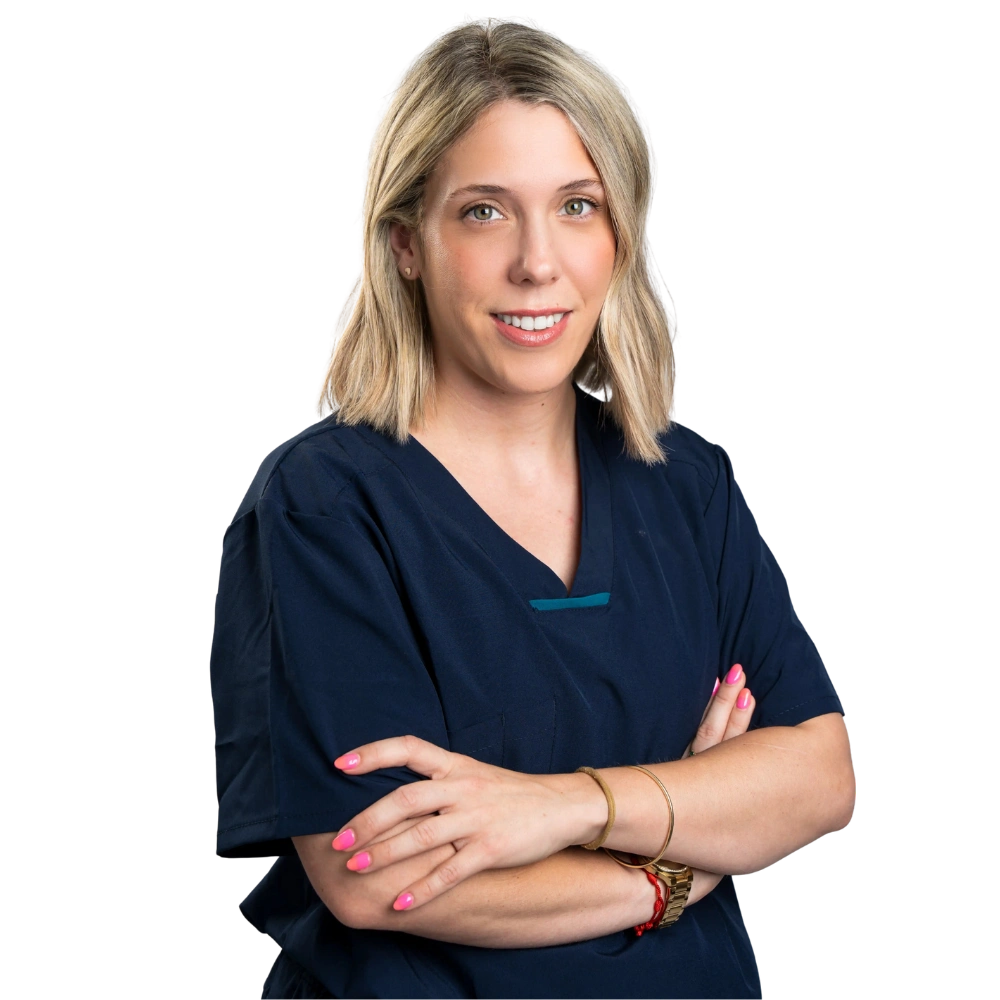 doctora de hi-tec-dent, clínica dental en Torrevieja